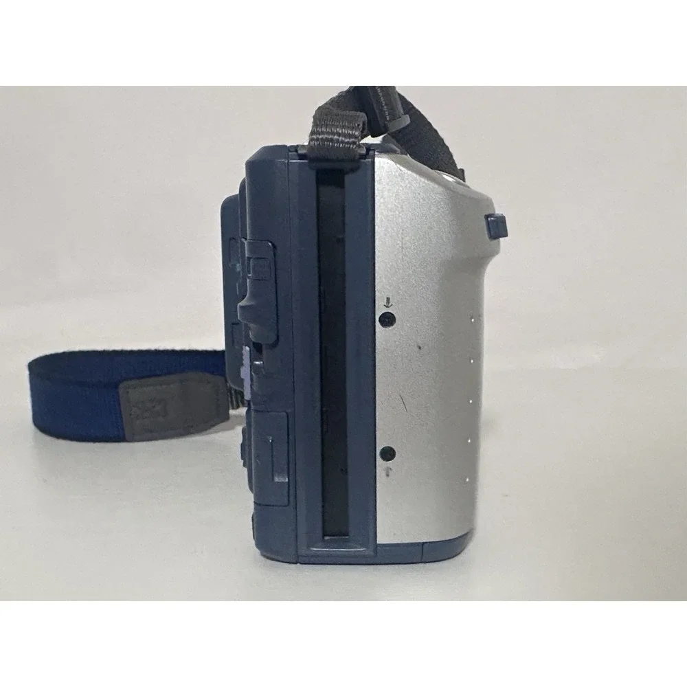 Sony Mavica MVC-FD100 1.2MP Digital Camera Floppy Disk Camera Untested